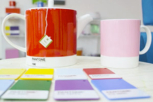 Pantone mugs, palettes, and Tealeaves tea.